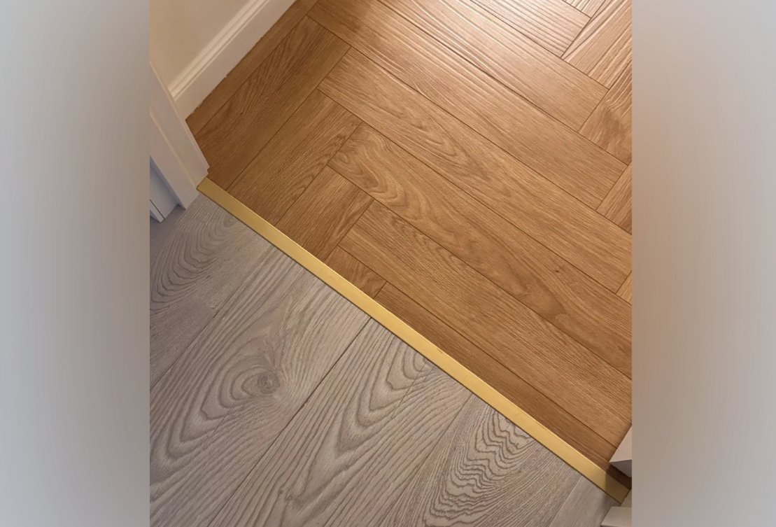 Порог одноуровневый ПС 11.2700.202л Золото