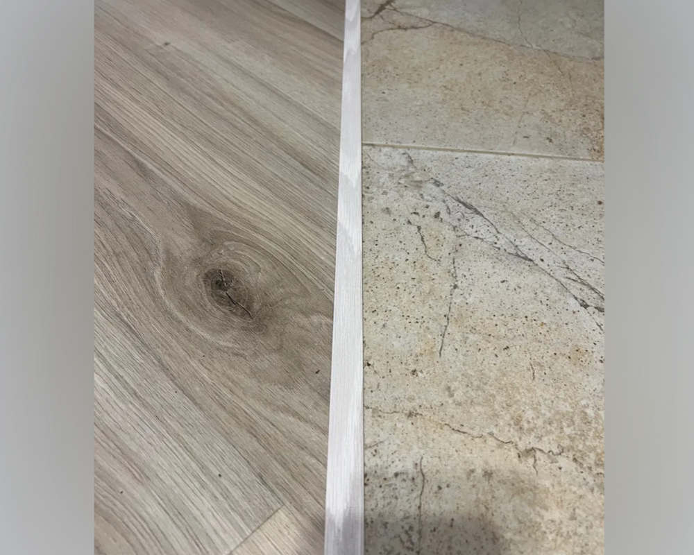 Порог одноуровневый ПС 11.2700.2106 Ясень белый