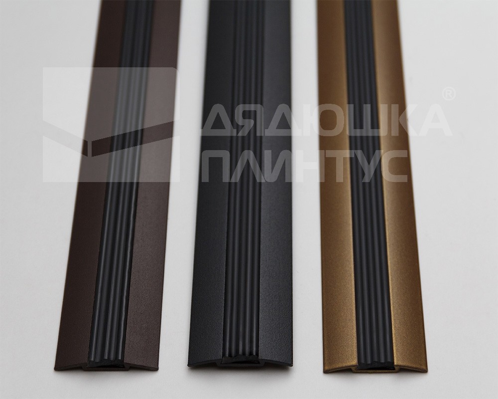 Порог одноуровневый ПС 08.2700.201л Серебро